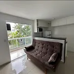 Aconchegante Apt De 2 Dormitorios